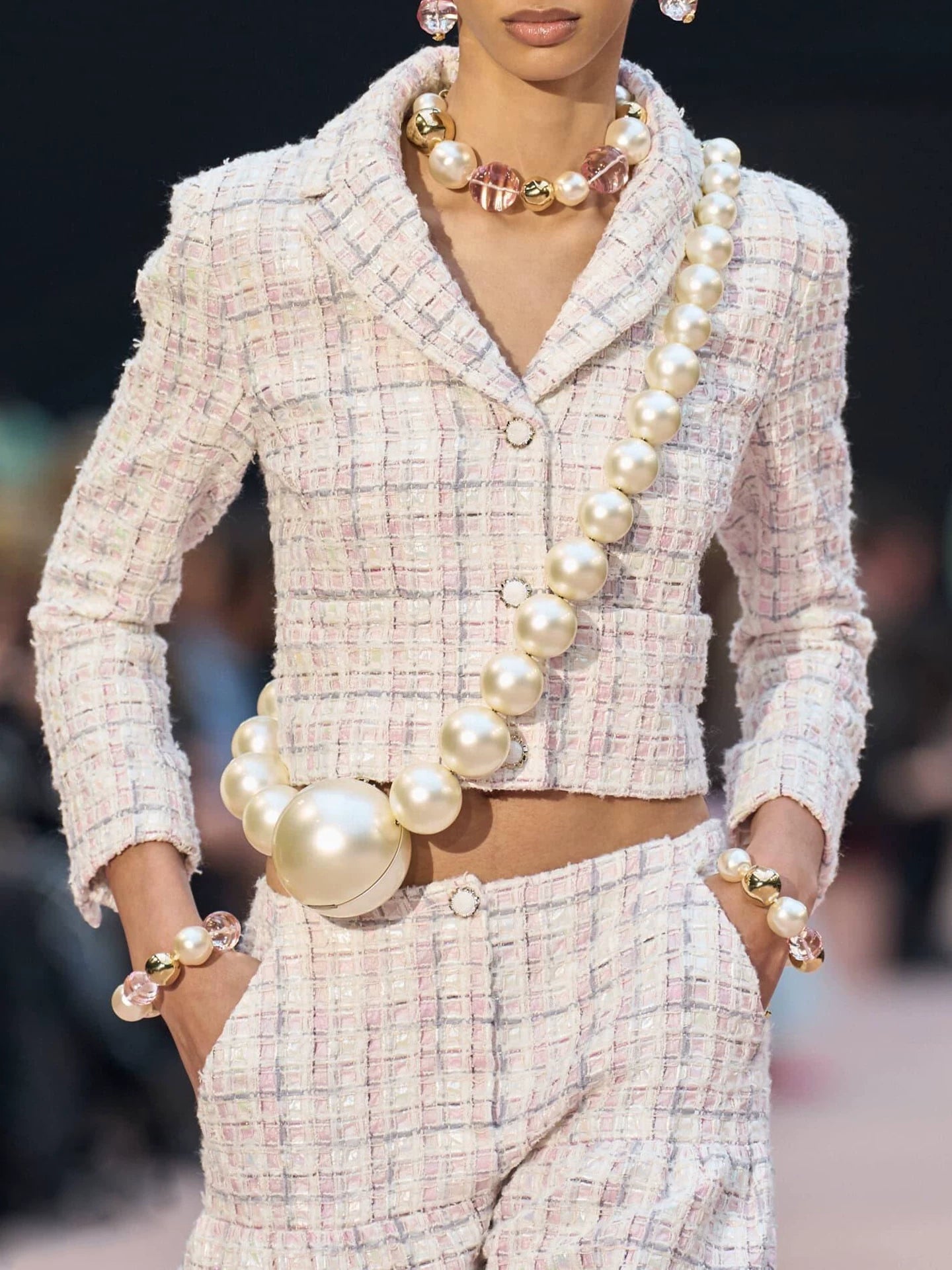 2026 tweed suit women's short jacket wide-leg pants soft tweed weaving star of the same style celebrity two-piece set