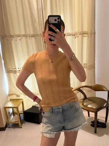 Spring and summer 26ss June, Nanyou haute couture 26M summer new vertical pit strip crew neck high elastic top short sleeve versatile slim knitted sweater women