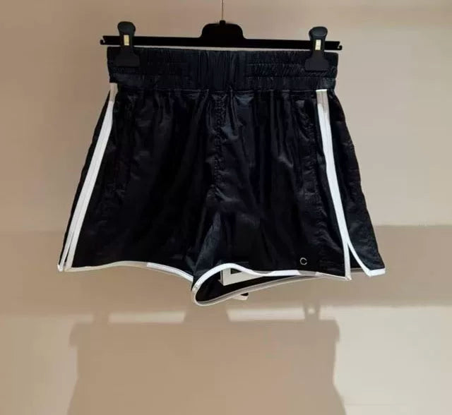 Spring and summer 26ss June, Nanyou 2026 spring and summer new beach sunscreen jacket white edge contrasting color stand-up collar zipper jacket ++ shorts + vest