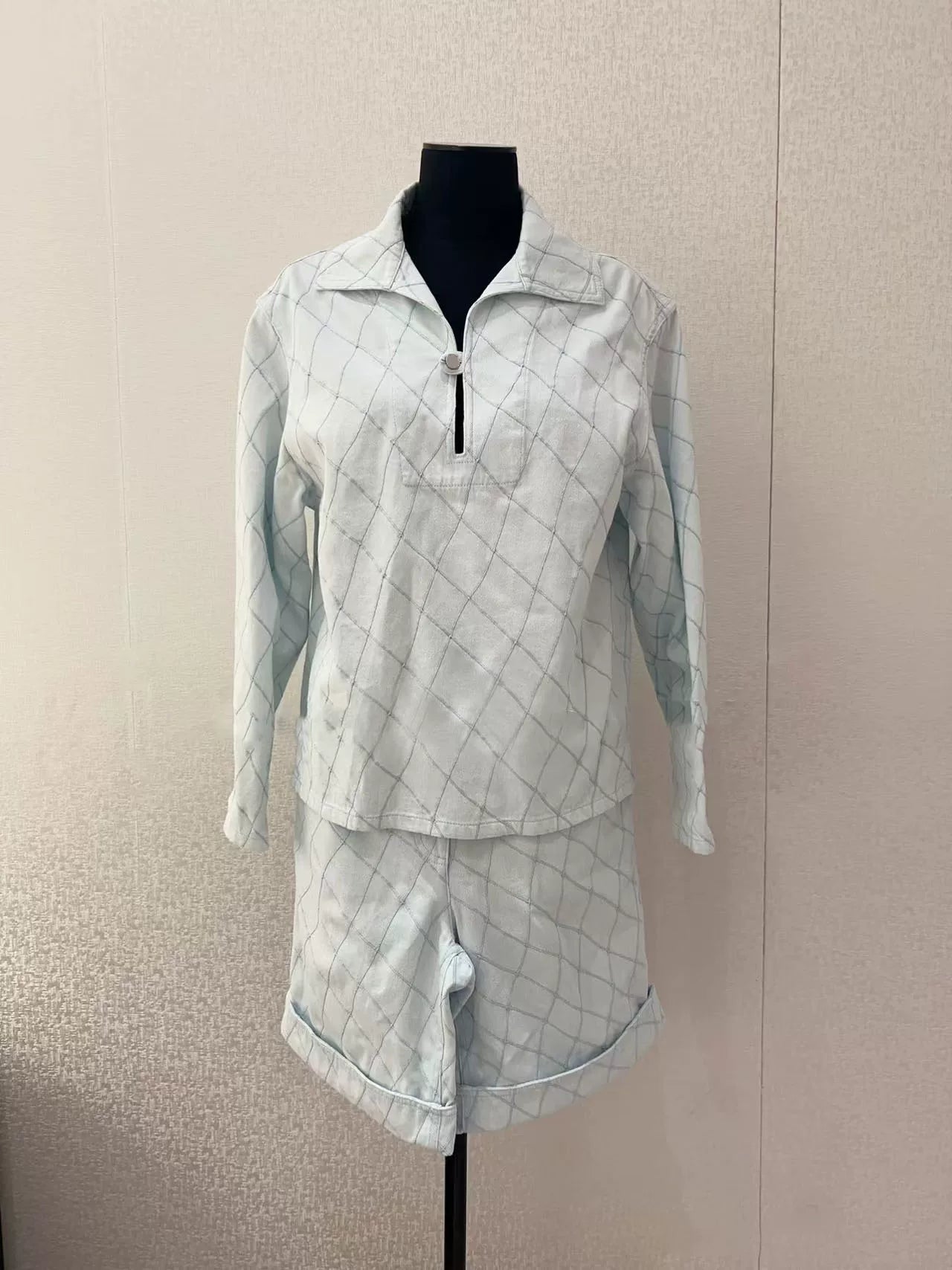 Spring, summer 26ss June, Nanyou summer new island beach embroidered rhombus lapel denim jacket + suspender skirt + trousers + shorts